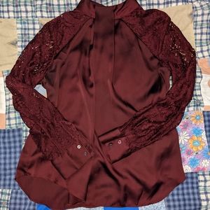 Worthington lace sleeve blouse